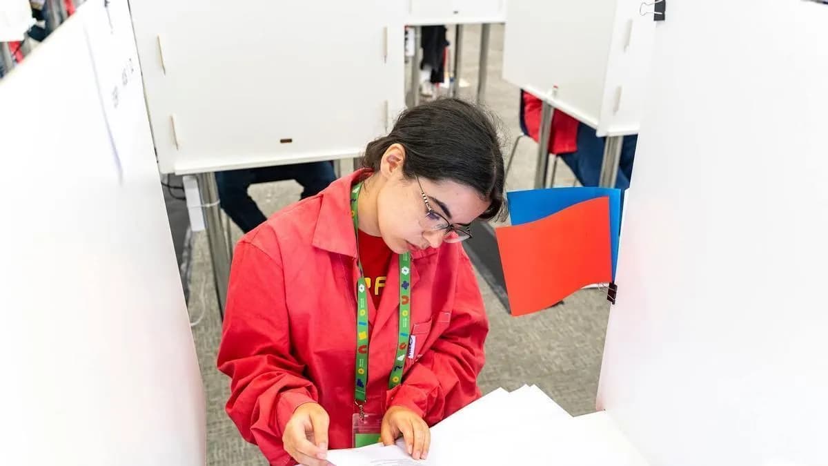 Amelia Alesón logra bronce en Olimpiada Internacional de Biología