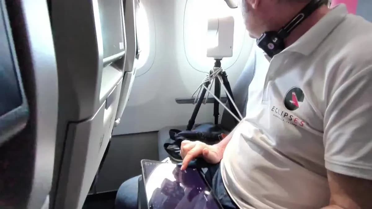 Iberia lanza vuelo especial para observar el eclipse solar