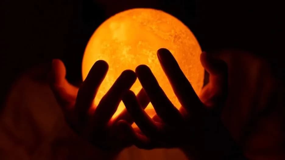 Casa ISDIN celebrará un evento educativo por el eclipse solar en Barcelona