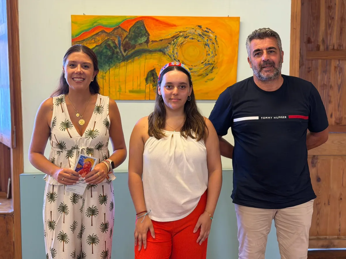 Exposición 'Iridiscencias del sentir' de Amanda García en Puerto de la Cruz