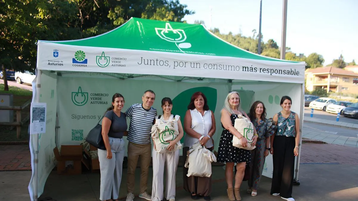 Corvera premia a diez comercios por su compromiso con la sostenibilidad