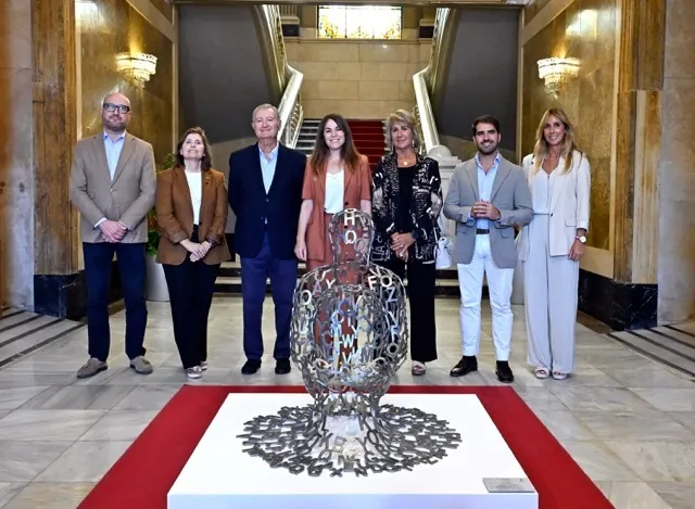 Jaume Plensa presenta 'Overflow (Study) IV' en Murcia hasta diciembre