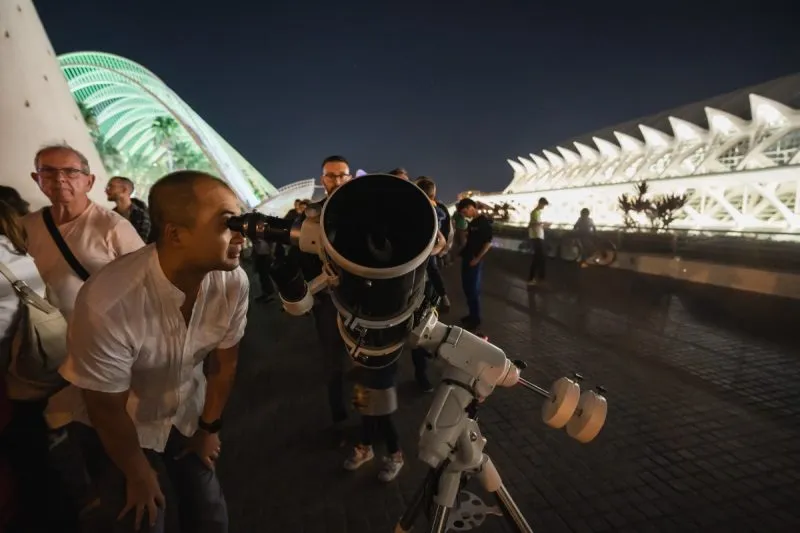 Actividades astronómicas gratuitas en la Ciutat de les Arts