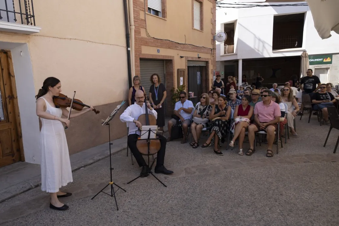 El Art Festival de Albentosa destaca la creatividad local