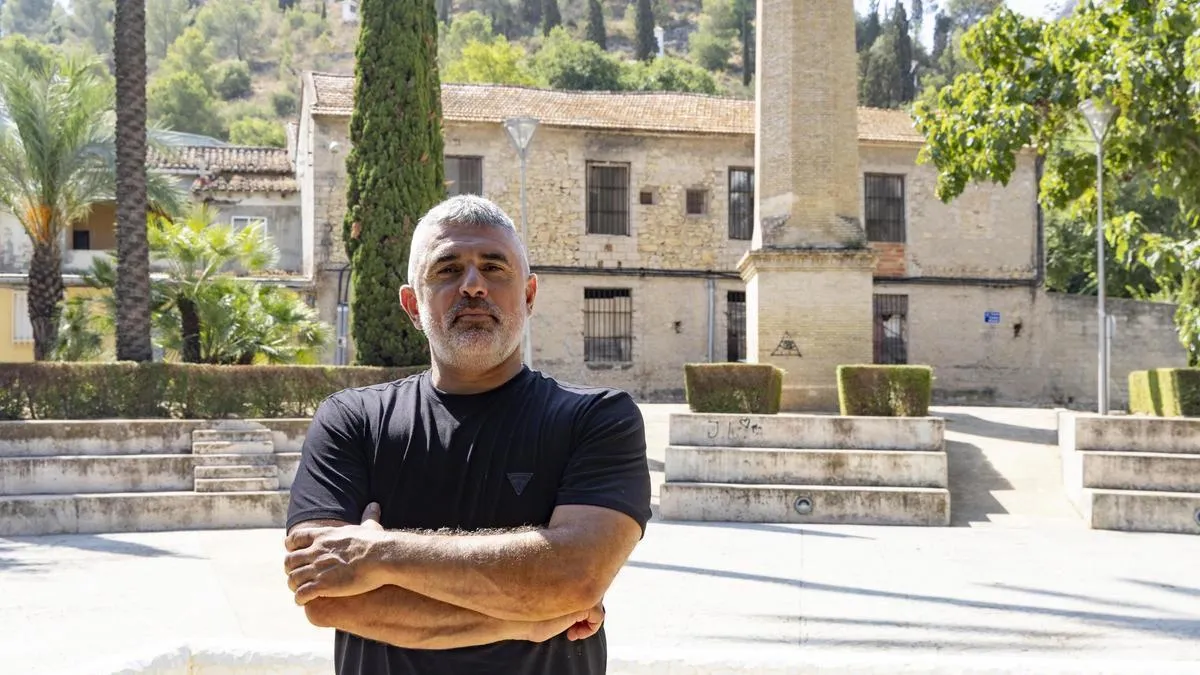 Miguel Soro transformará antigua fábrica en taller de arte en Xàtiva